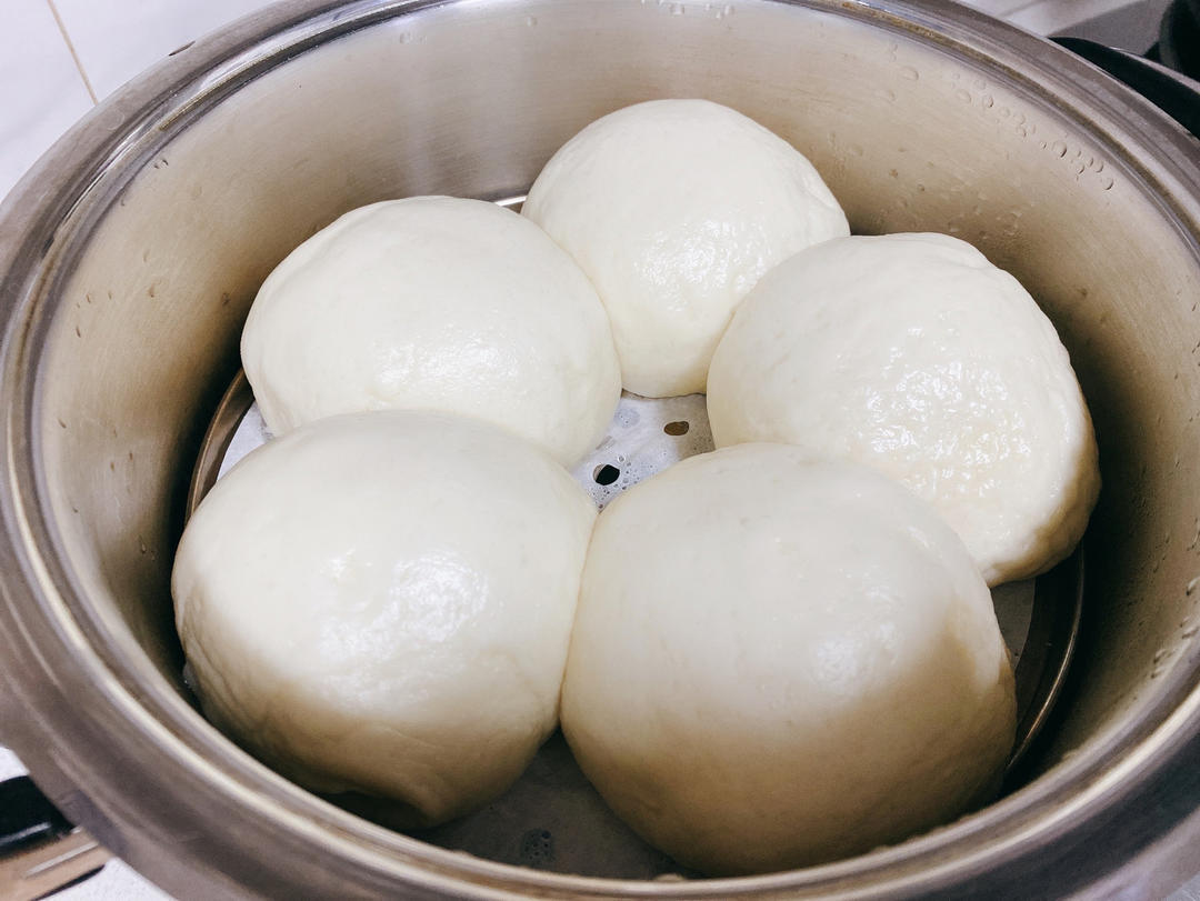 表面光滑到可以反光的手工馒头（不敢保证零失败哦）