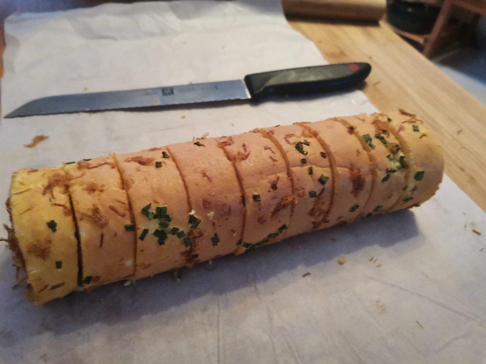 香葱肉松蛋糕卷