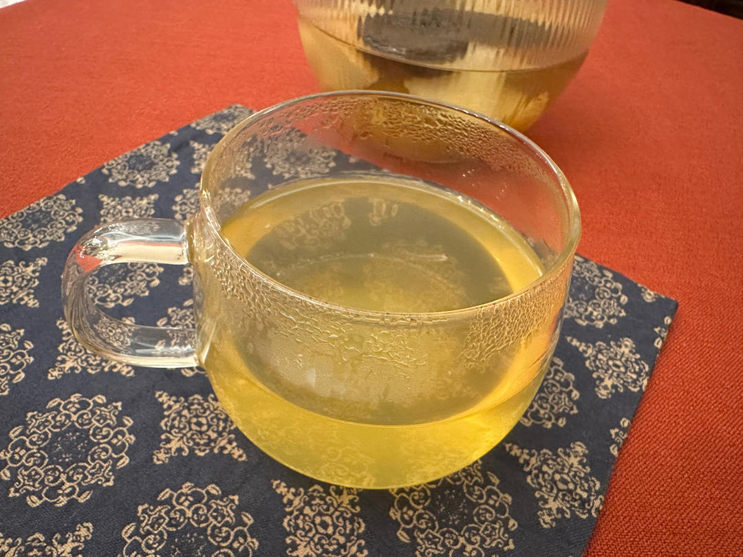 润喉清嗓的陈皮雪梨茶的做法