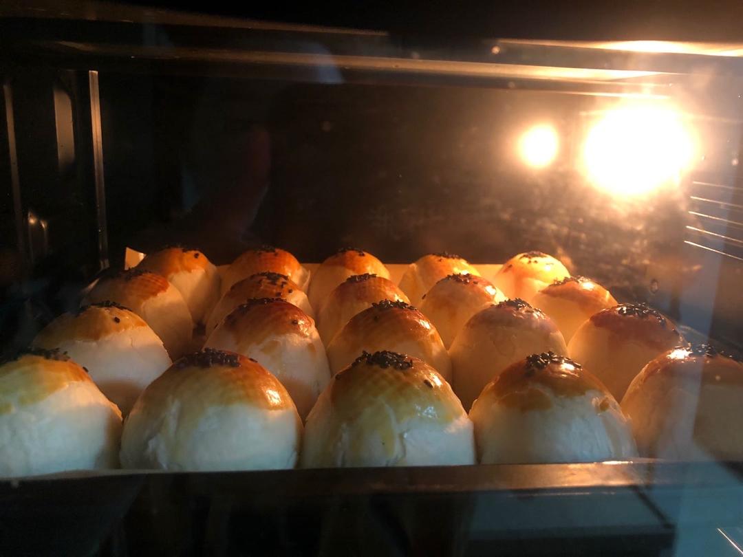 超简单 免揉 酥掉渣的蛋黄酥(超详细附全程视频)不破酥『万能酥皮』