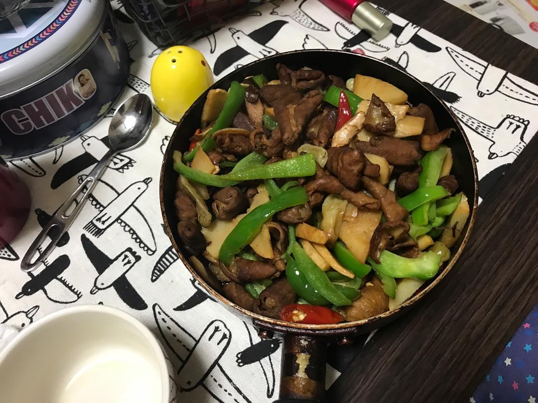 泡椒肥肠