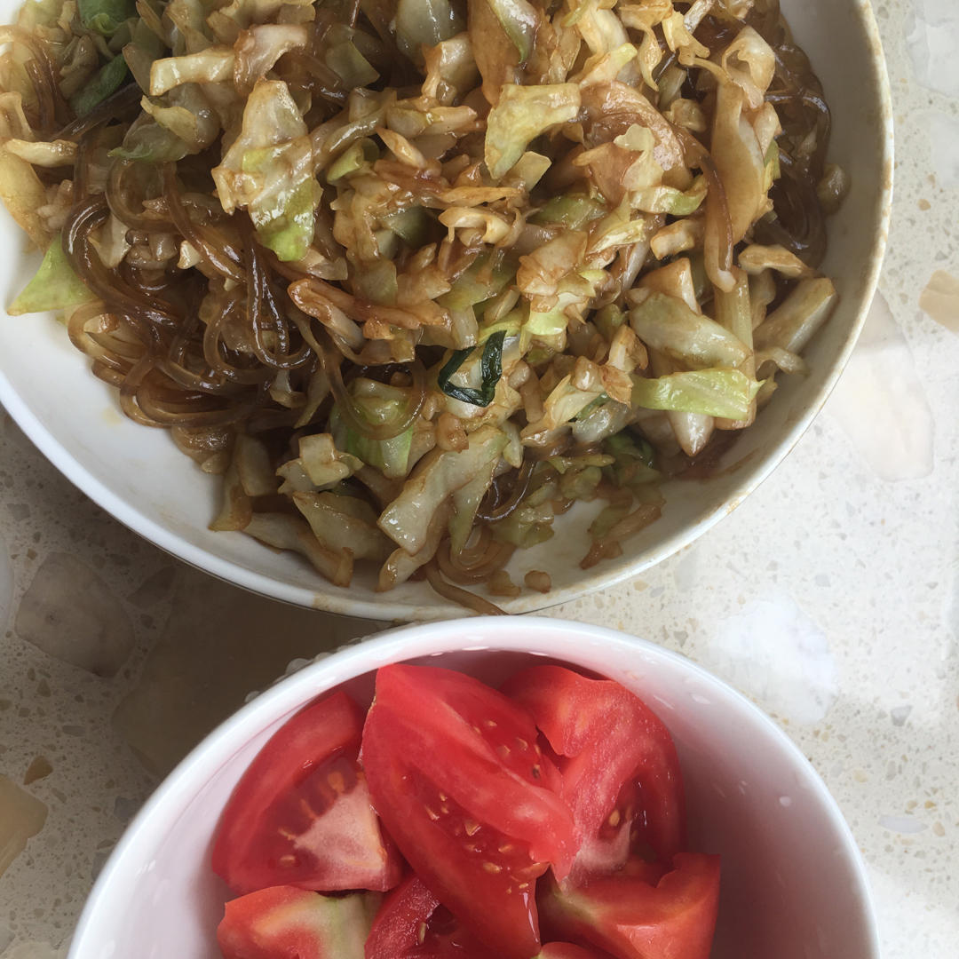 卷心菜炒粉丝 Glass noodles with Cabbage