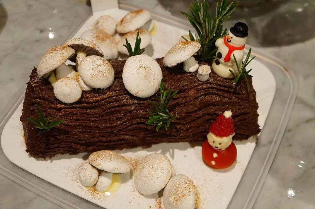圣诞树干蛋糕（Christmas Log）