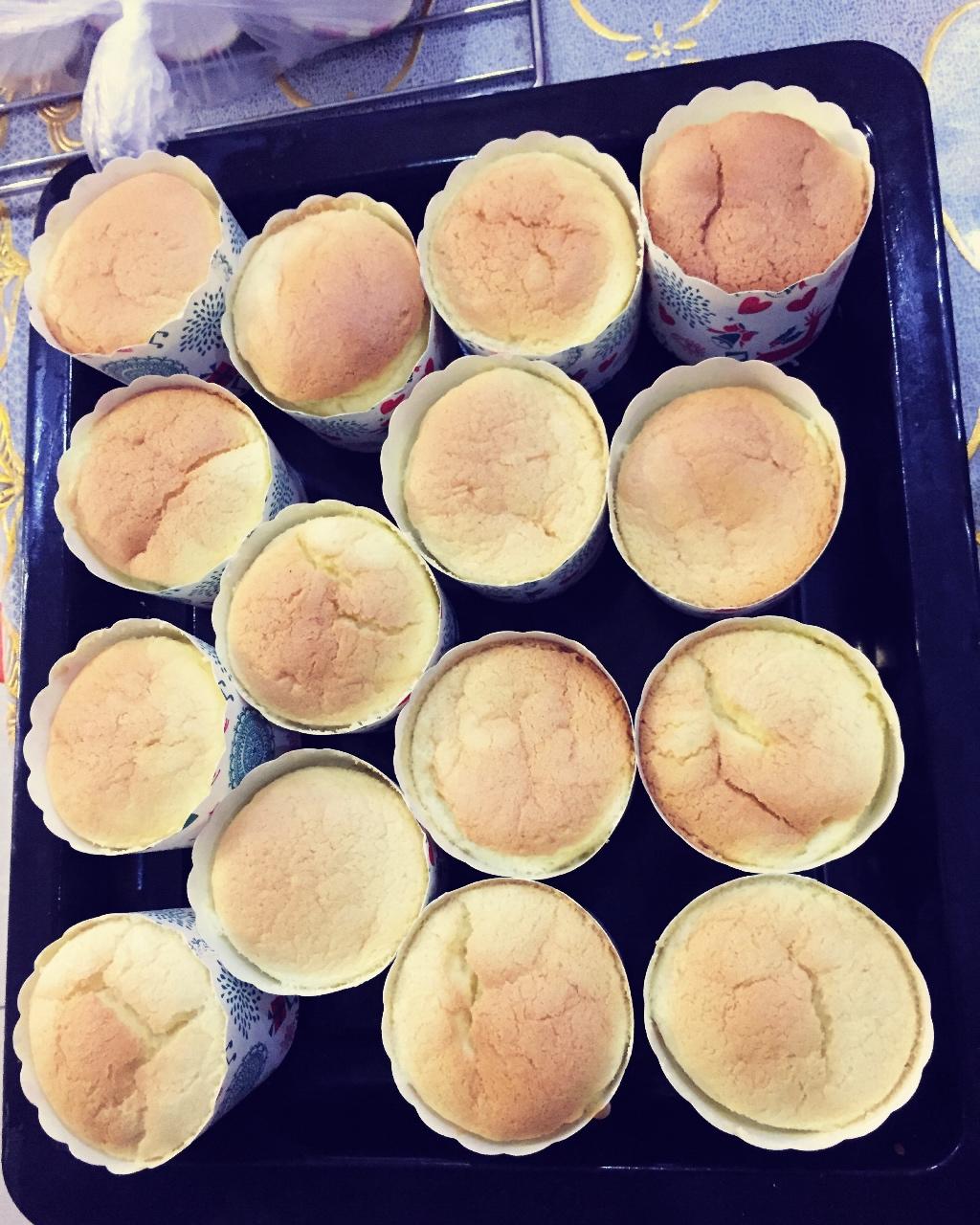 奶油戚风杯子蛋糕