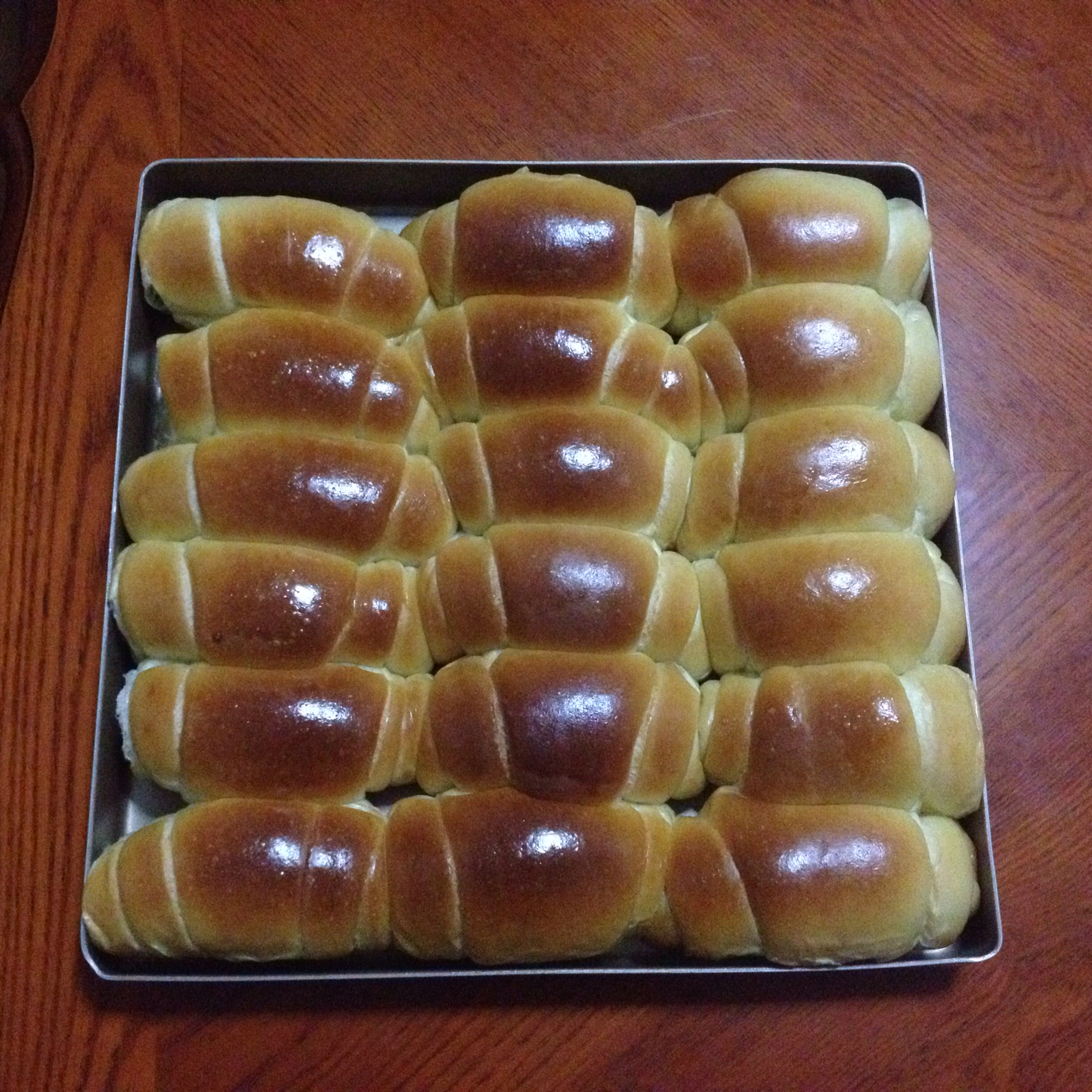 美味奶油卷餐包