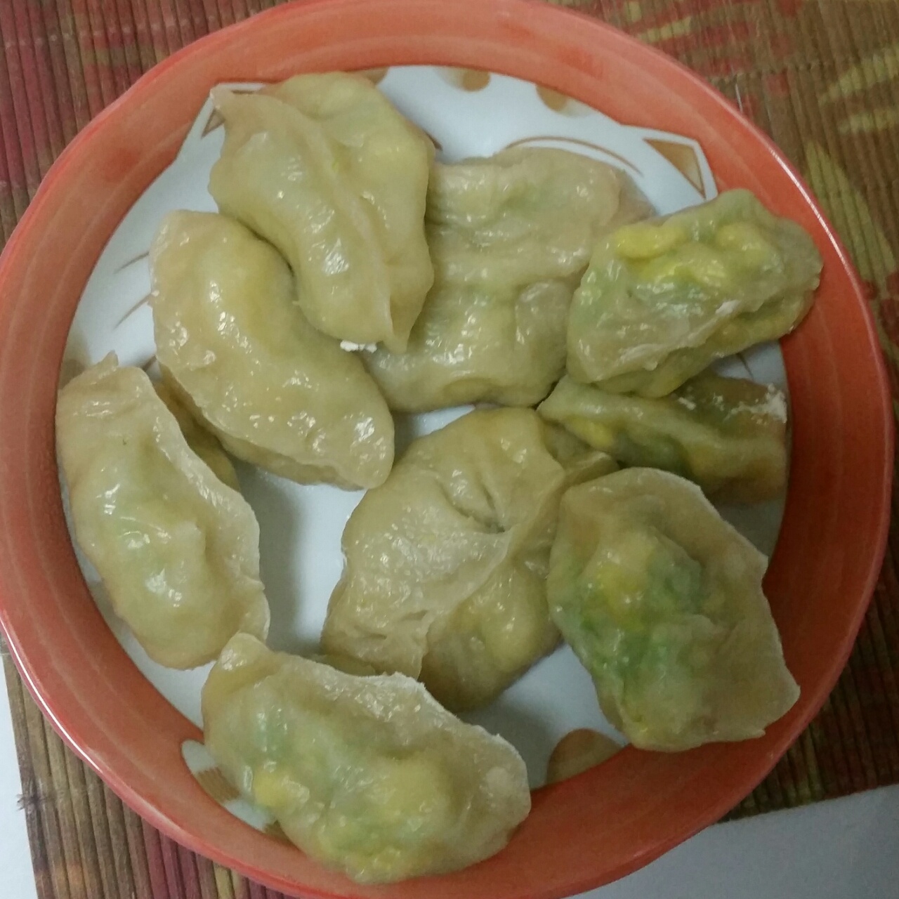 西葫芦鸡蛋虾皮饺子