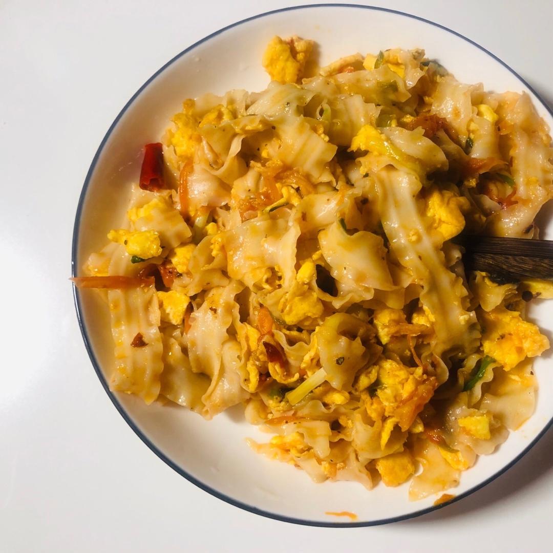 西红柿鸡蛋炒面