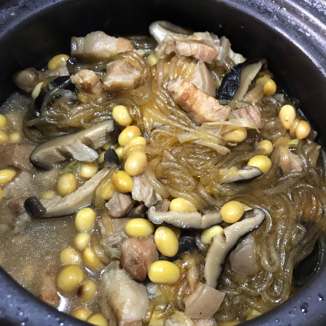 猪肉炖黄豆