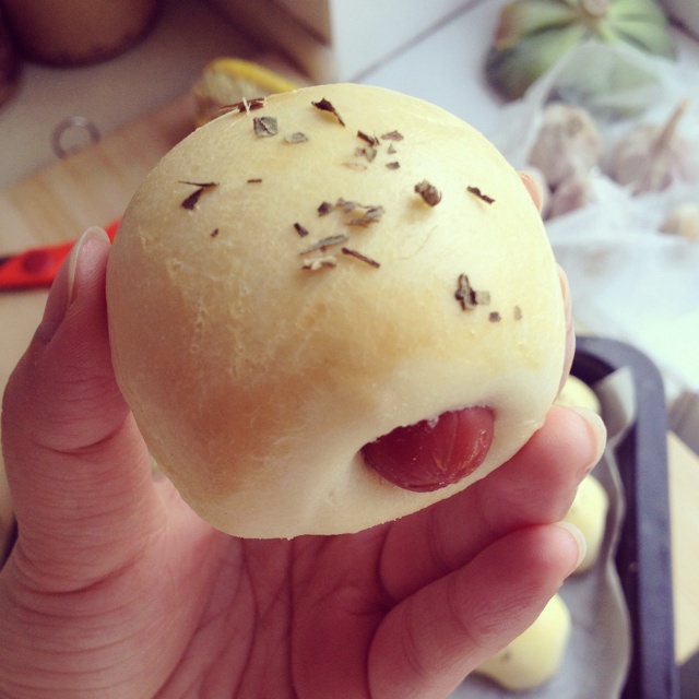 大人小孩都爱不释口的【蜂蜜牛奶小餐包】