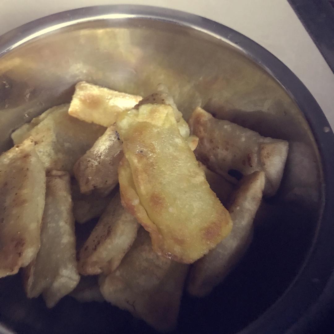 馄饨皮香蕉派