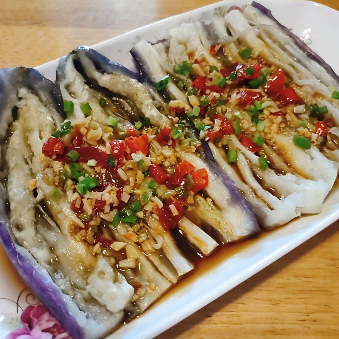 超级下饭的飘香剁椒蒜蓉蒸茄子🍆
