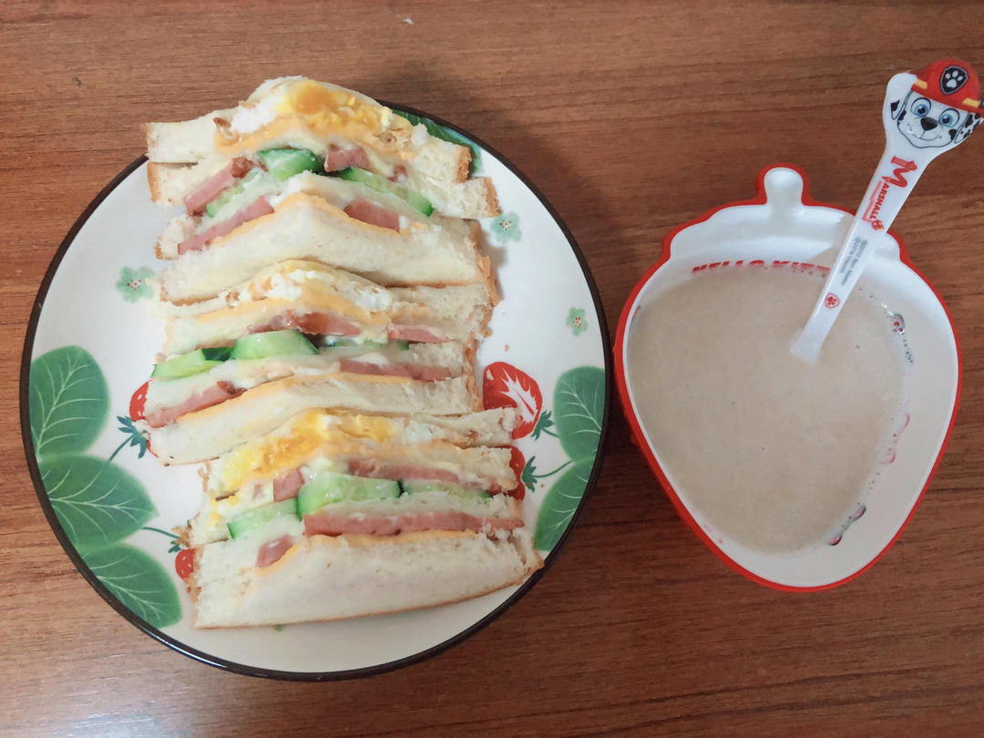 火腿芝士蛋三文治