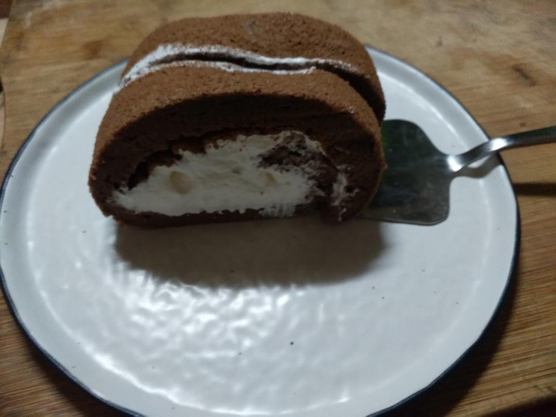 超浓郁卷不裂的巧克力蛋糕卷
