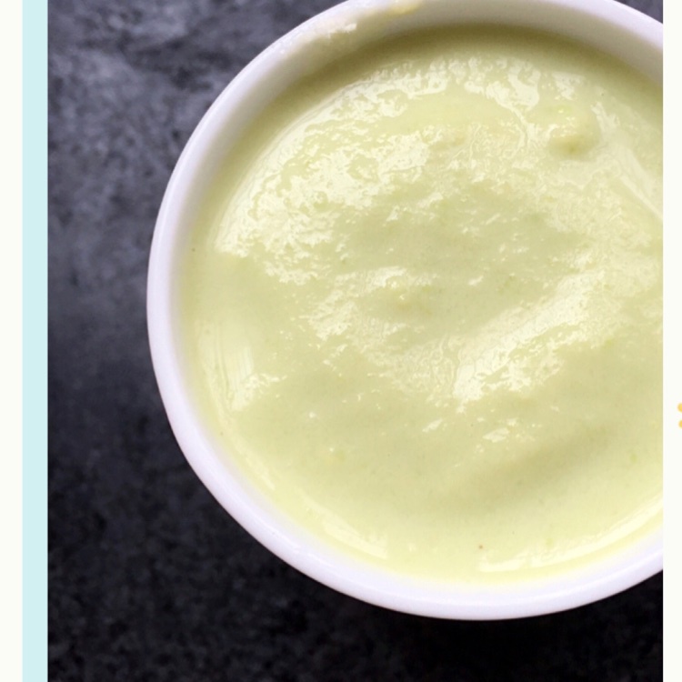 牛油果香蕉奶昔