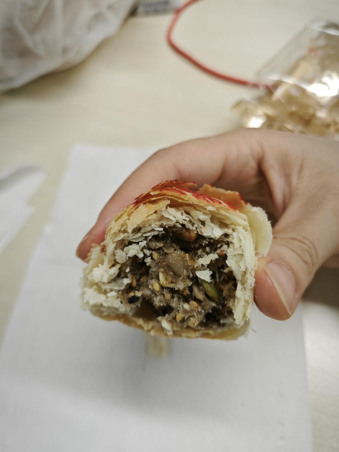 苏式酥皮月饼