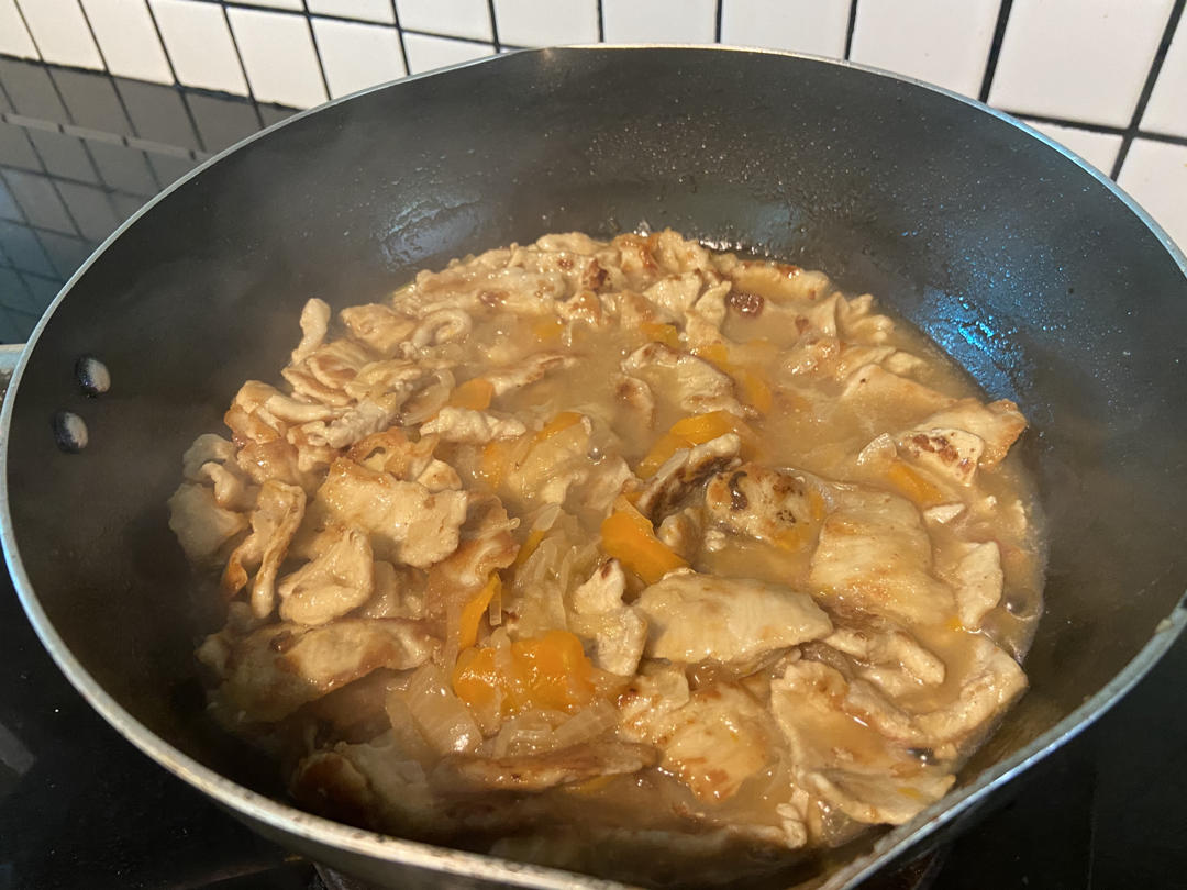 来碗暖暖的日式味增（味噌）烧猪肉片吧～