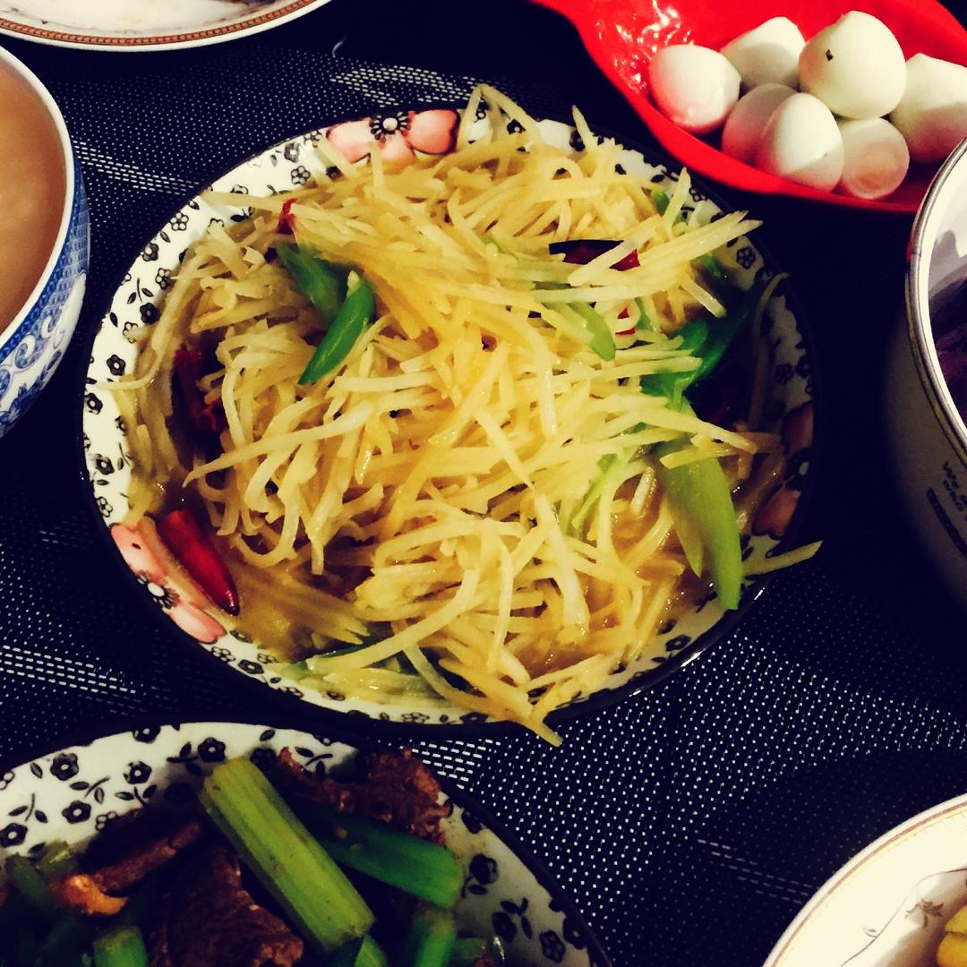 家常菜 酸辣土豆丝