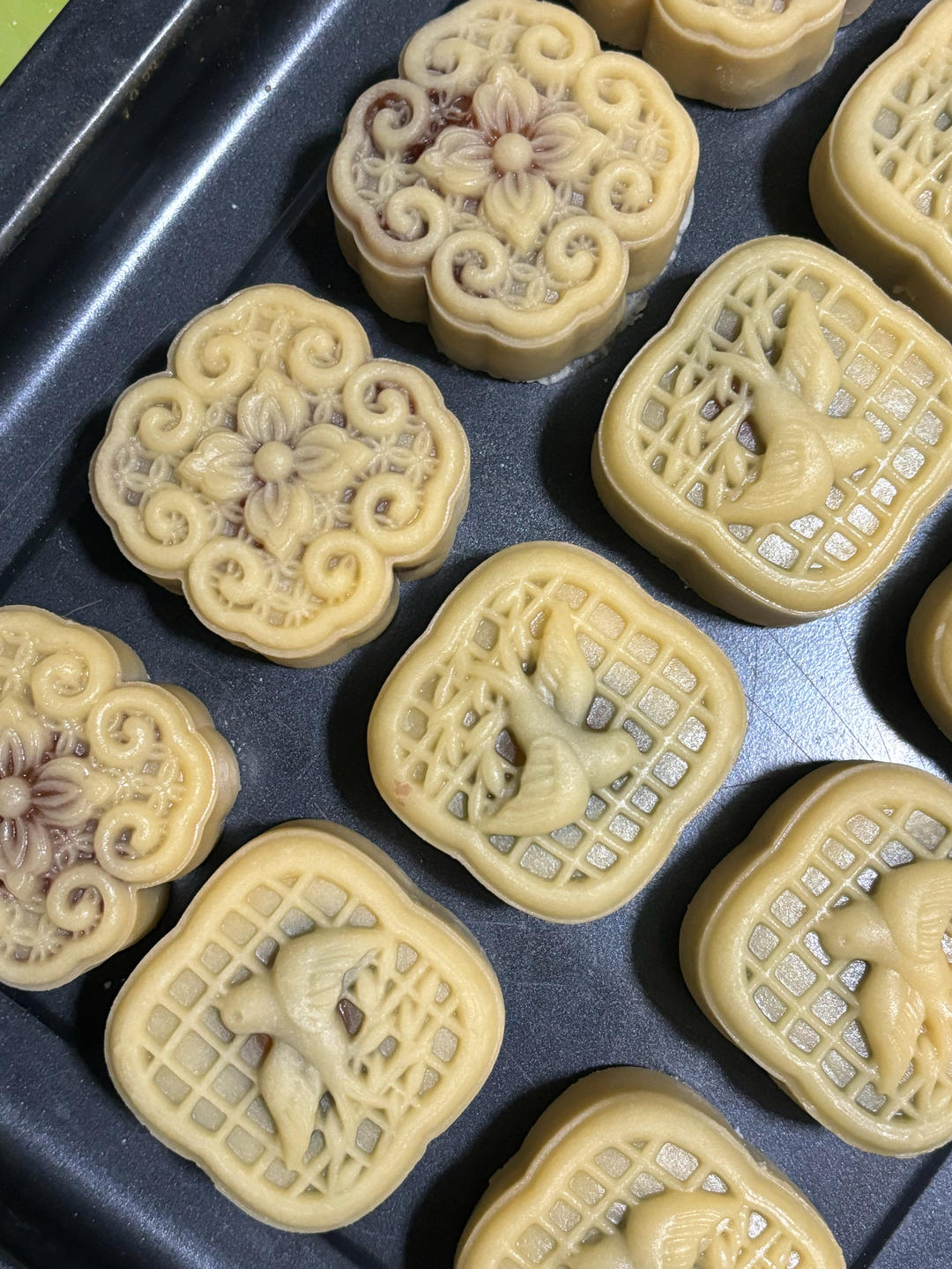 广式 蛋黄莲蓉月饼