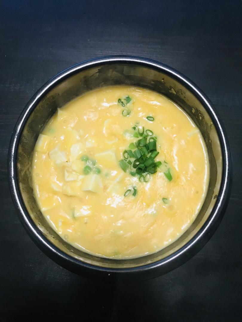 蟹黄豆腐（咸蛋黄版）