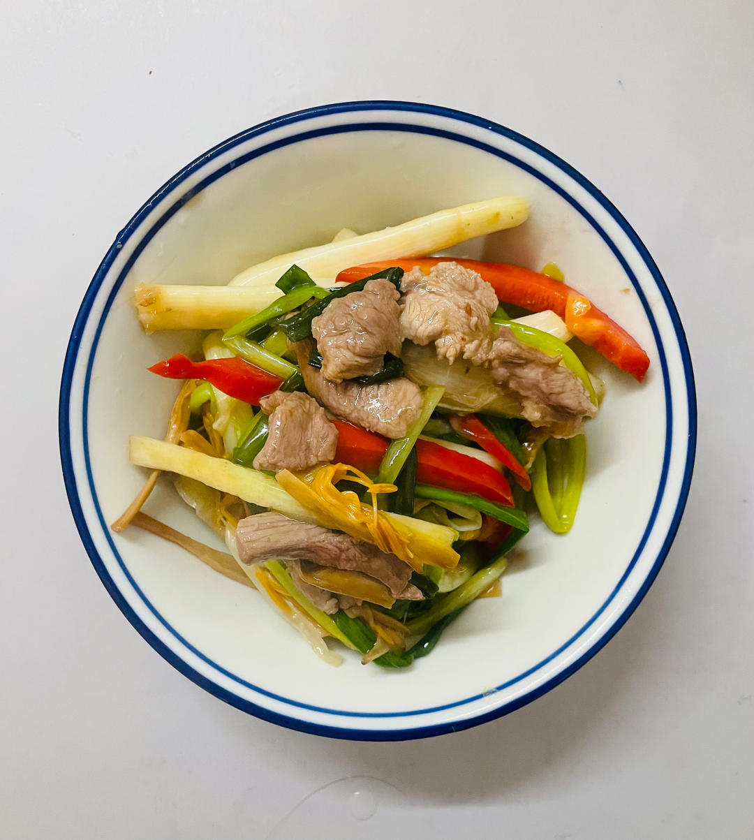 清明小炒：荞菜切菜炒烧肉