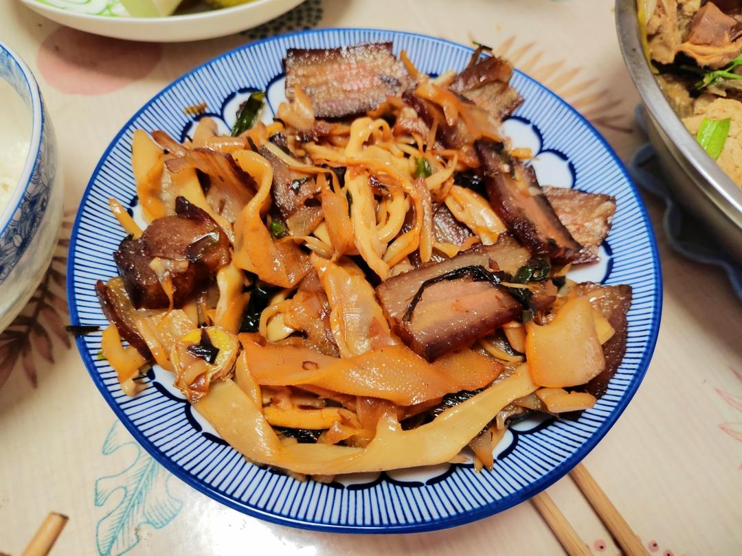 不油腻的烟笋炒腊肉