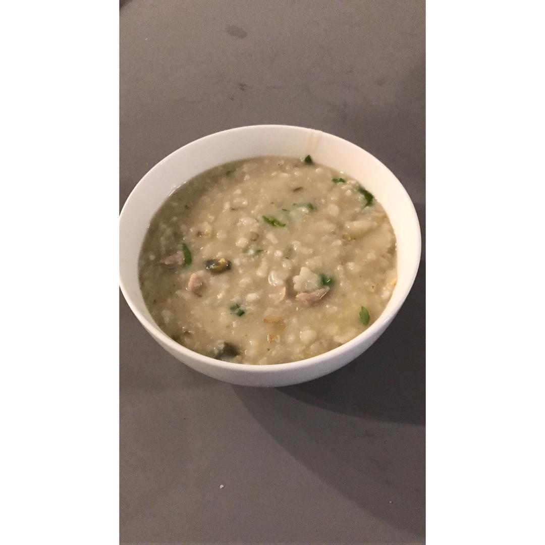 皮蛋牛肉粥