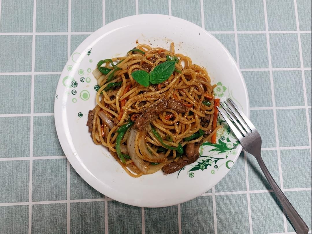 比餐厅好吃的黑椒牛柳意面🍝零失败简单教程