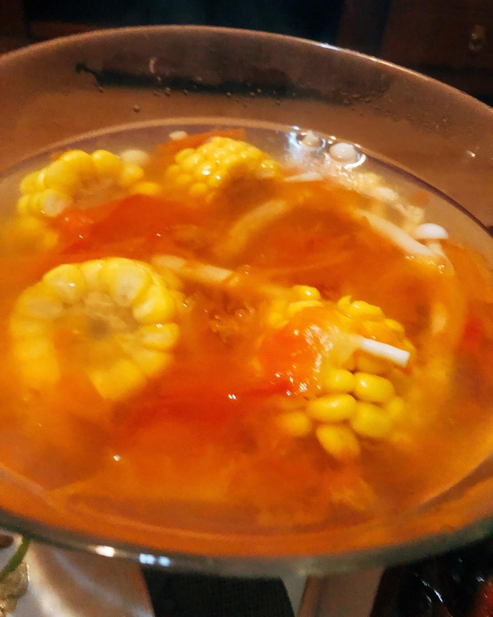 番茄平菇玉米汤