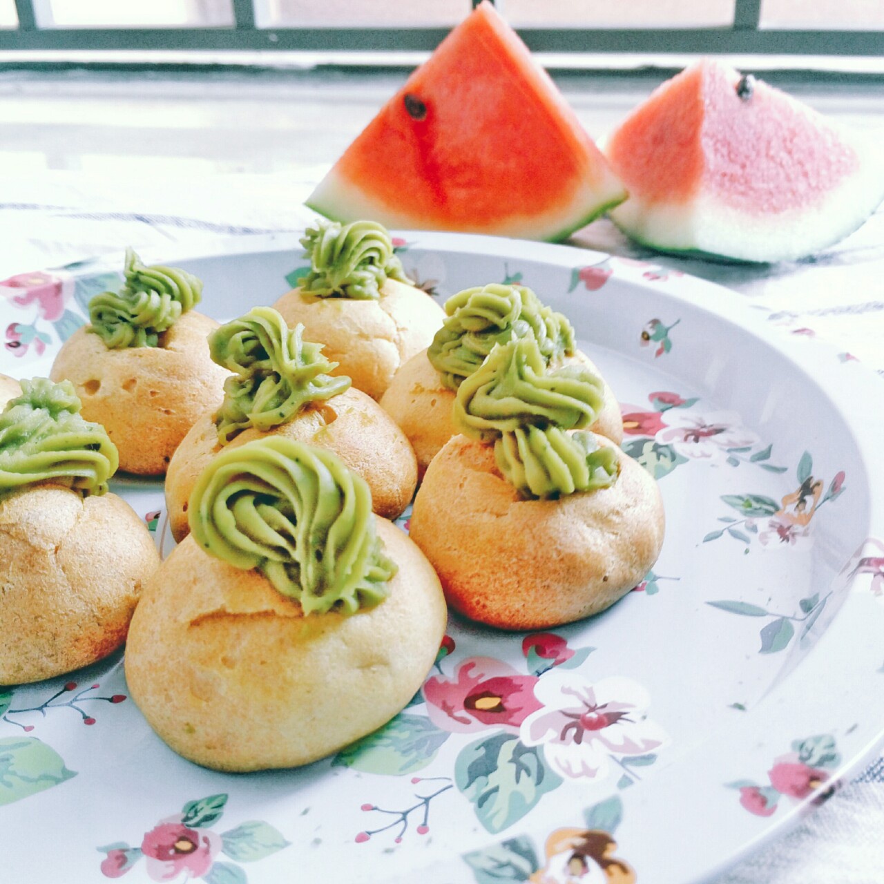 抹茶卡仕达泡芙