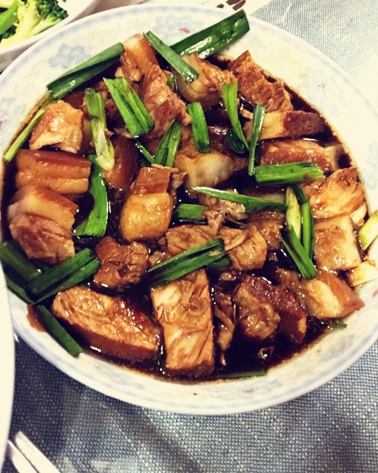 超简单酱油卤肉
