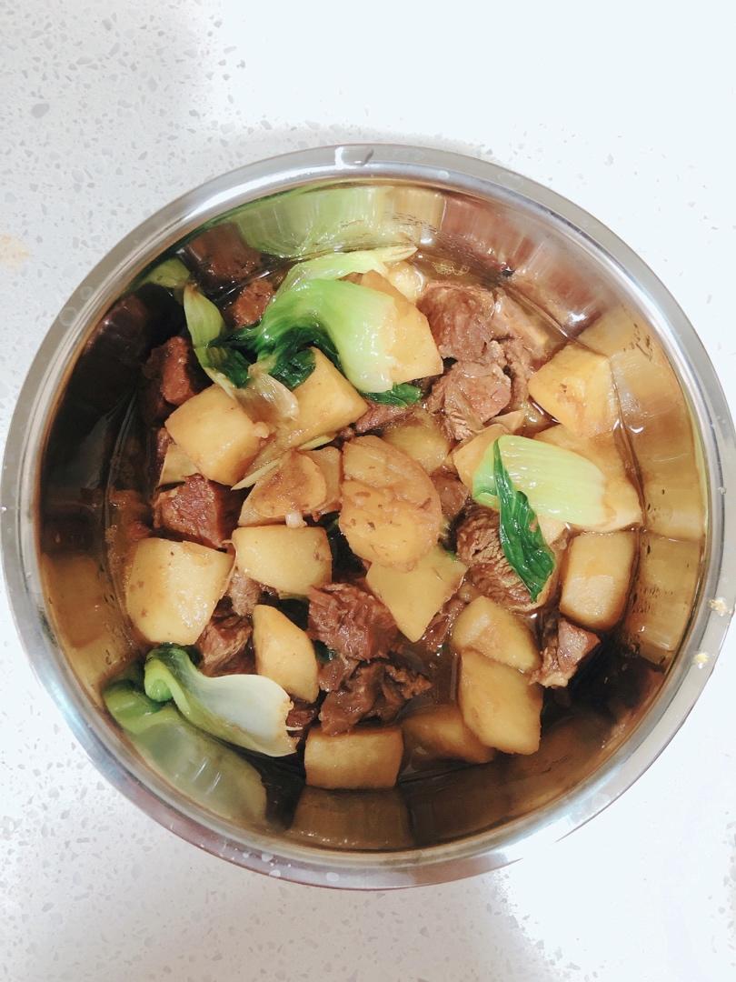 牛肉炖土豆