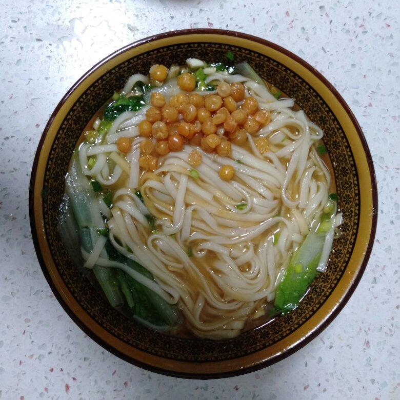 超简单的10分钟做好-热汤面