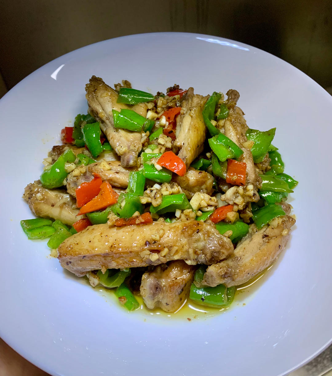 蒜香鸡翅，这才是鸡翅最好吃的做法