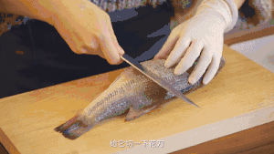 铁锅炖鱼-2019年夜饭【曼食慢语】的做法 步骤2