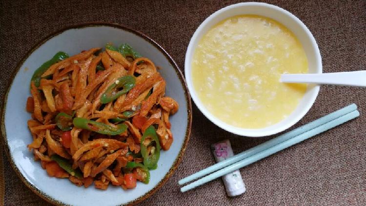 周一请吃素丨鲜美劲道，超简单超好吃~咸鲜腐竹•圆满素食的做法
