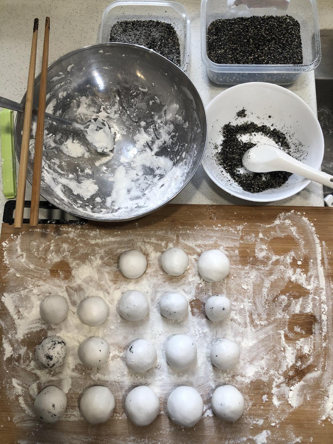 超简单小白徒手捏汤圆的做法 步骤3