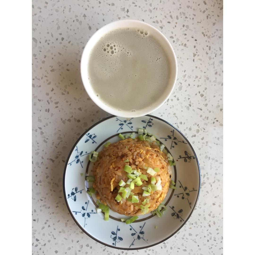辣白菜炒饭