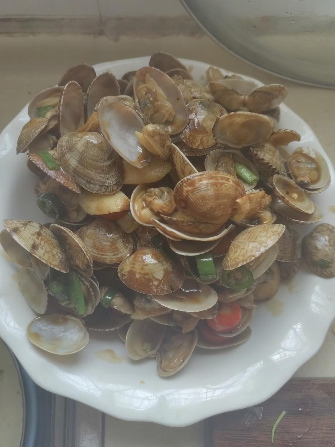 5分钟快手菜❗️秒杀路边摊爆炒花甲～好吃到爆