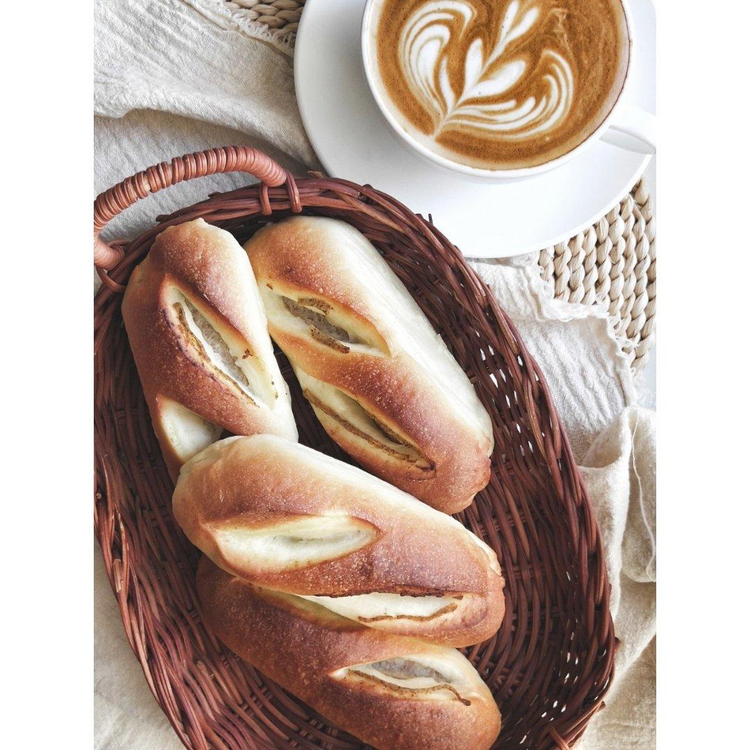 竹炭热狗香肠面包