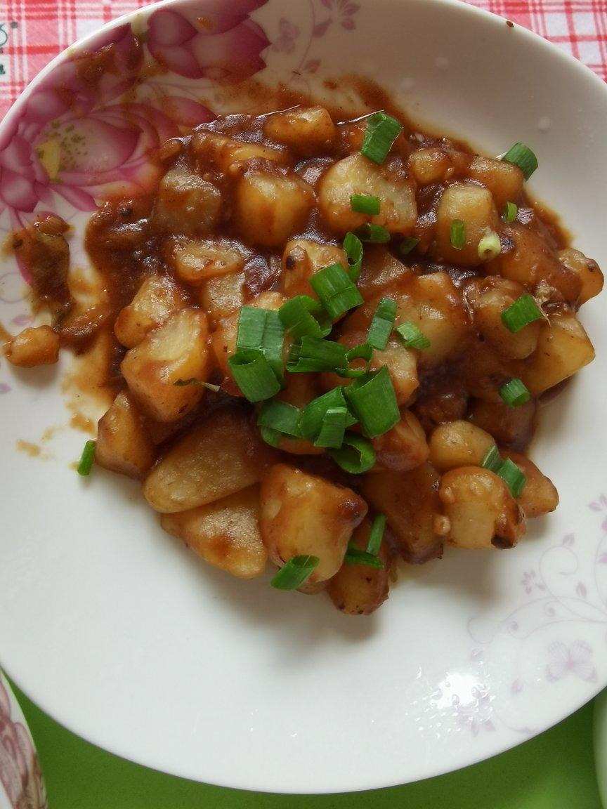 🔥巨下饭，软糯入味！比肉还好吃的红烧土豆