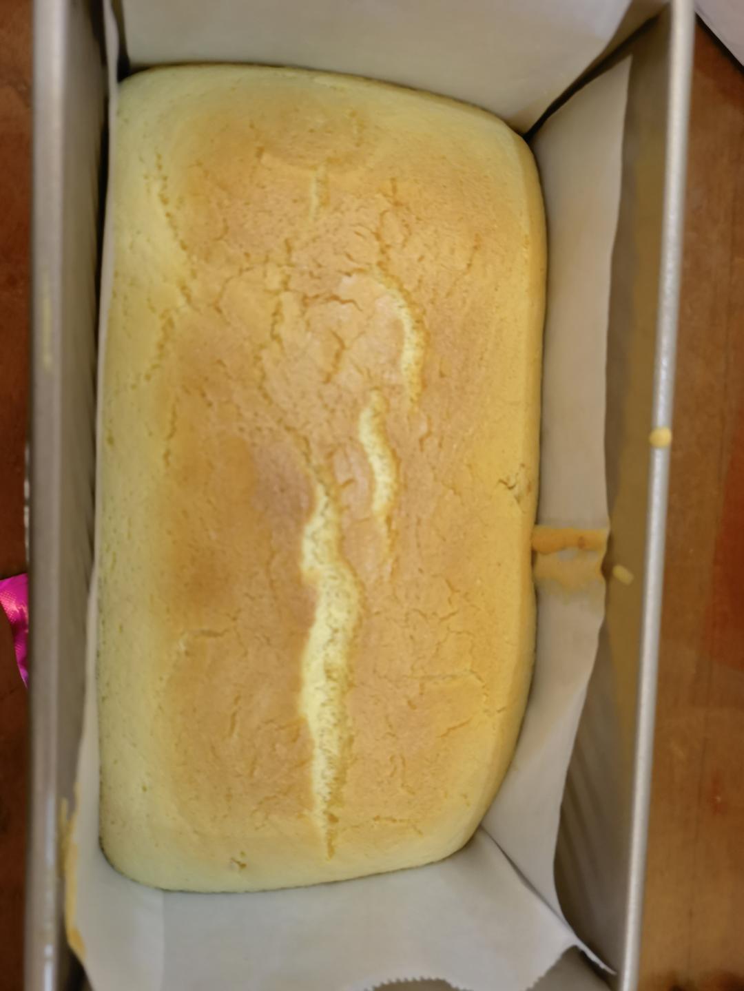 堪比柯基屁股
爆浆芝士🧀古早蛋糕