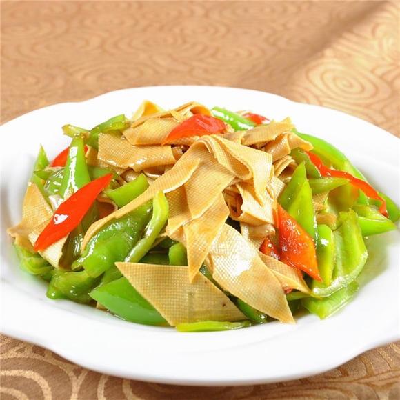 尖椒豆皮的做法