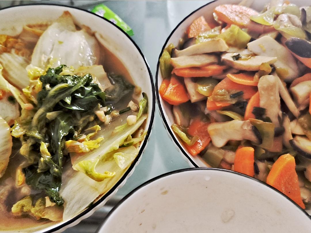 胡萝卜炒杏鲍菇