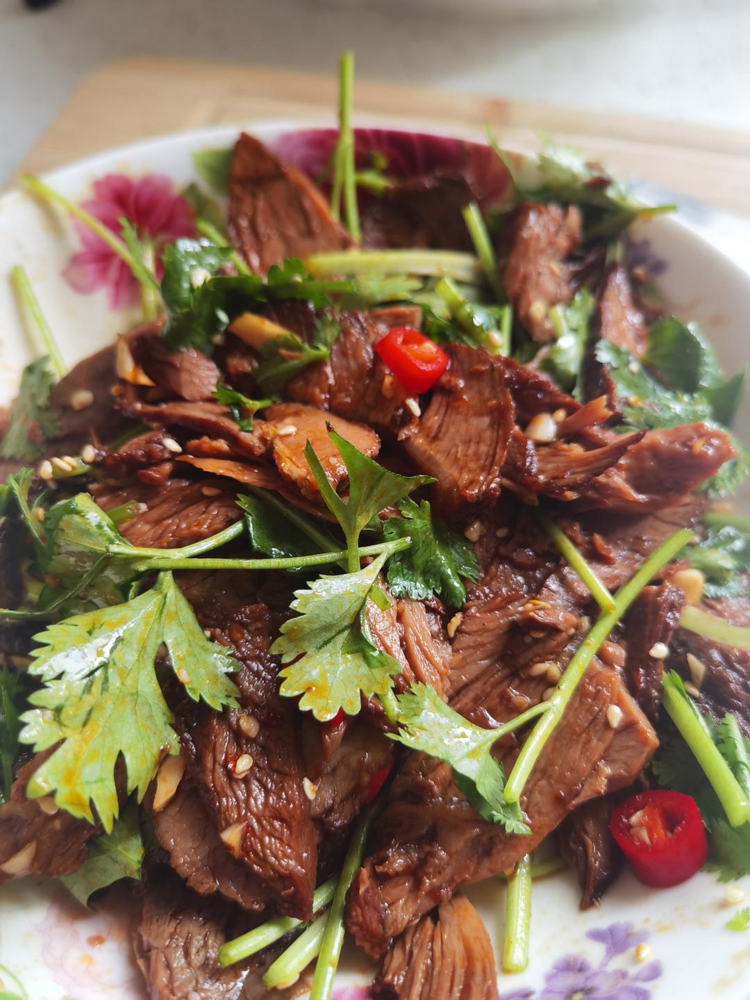香菜拌牛肉