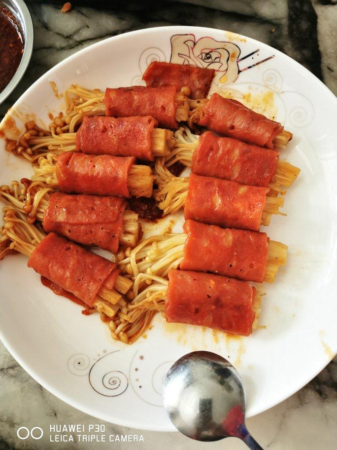 香煎培根金针菇卷