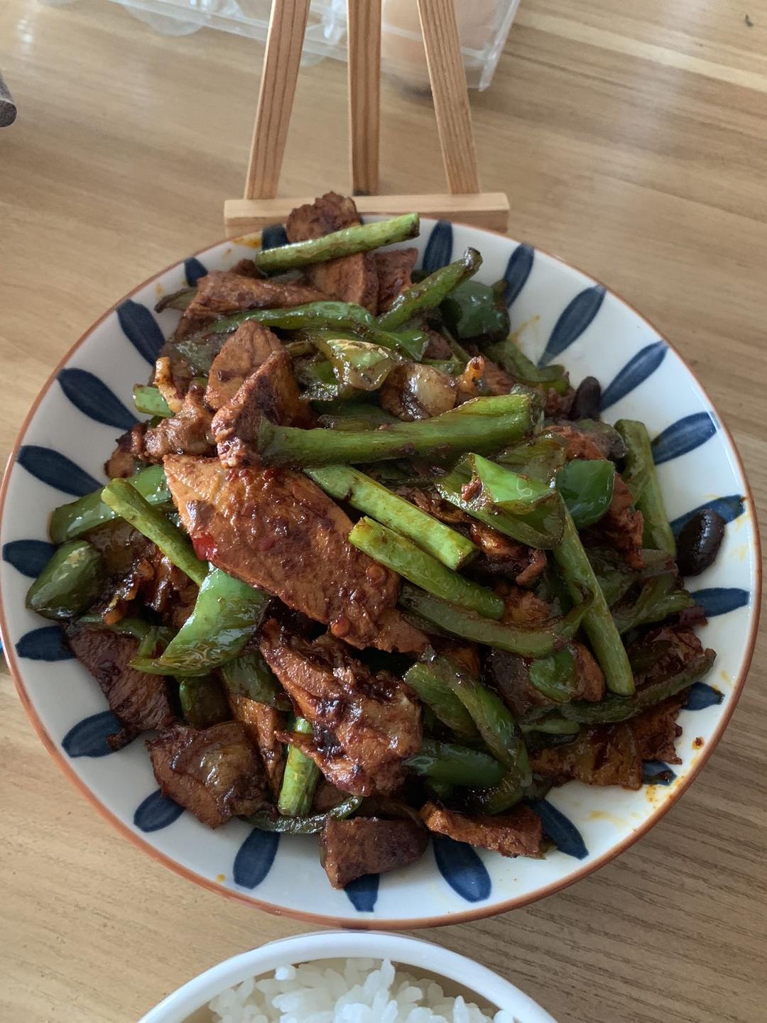 家常回锅肉（只需三种调料）