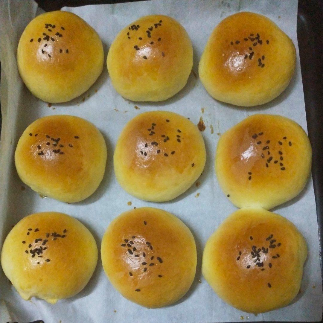 椰蓉奶香小餐包