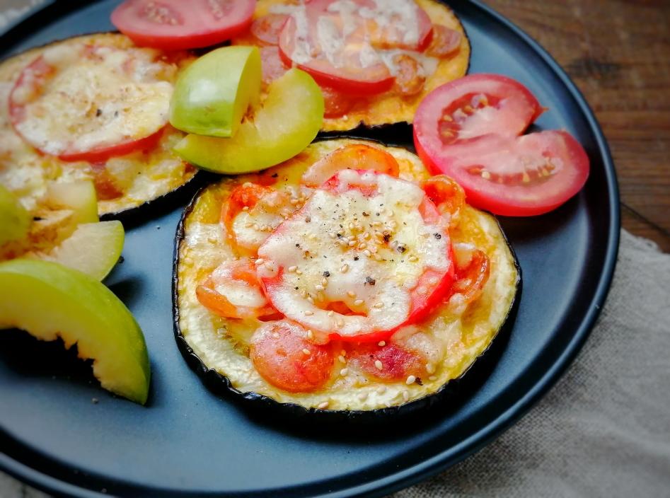 香肠茄子披萨的做法