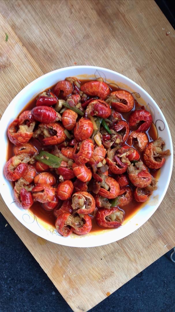 香辣小龙虾-超详细处理干净步骤！