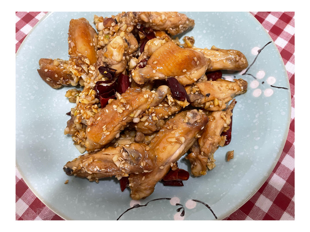 蒜香鸡翅，这才是鸡翅最好吃的做法